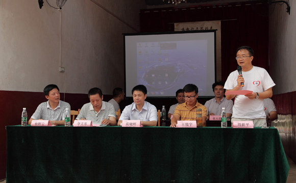 湖南大三湘油茶科技有限公司董事长周新平先生.jpg 湖南大三湘油茶科技有限公司董事长周新平先生.jpg