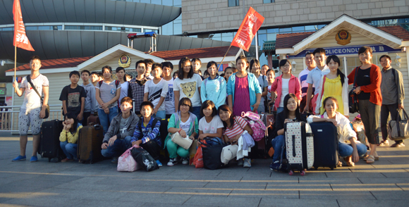 首批“授渔计划——大三湘班”学生.jpg 首批“授渔计划——大三湘班”学生.jpg