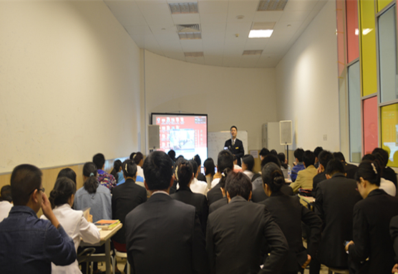 活动现场2.jpg 活动现场2.jpg