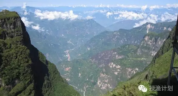 QQ截图20160823093612.png QQ截图20160823093612.png