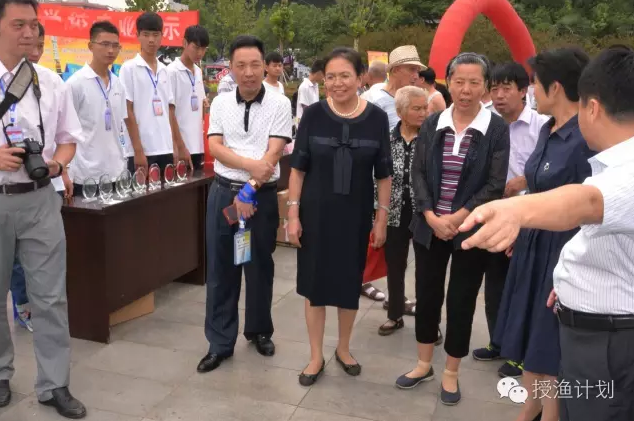 QQ截图20160926103415.png QQ截图20160926103415.png