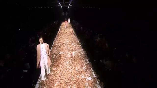 2.6.11.jpg 2.6.11.jpg