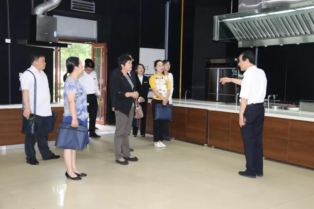 微信图片_20180526185243.jpg 微信图片_20180526185243.jpg