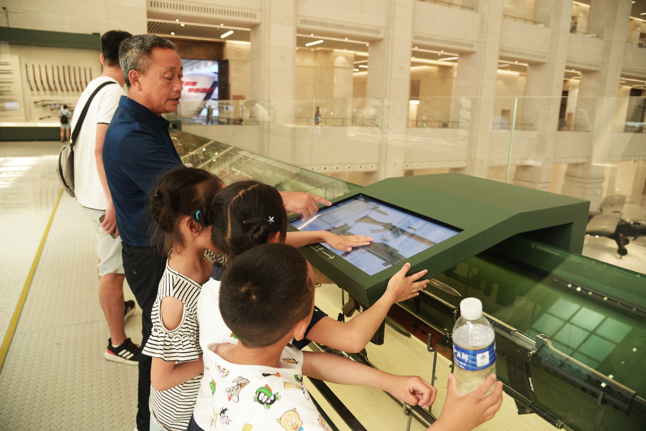 24、宋老师讲解军事武器.png 24、宋老师讲解军事武器.png